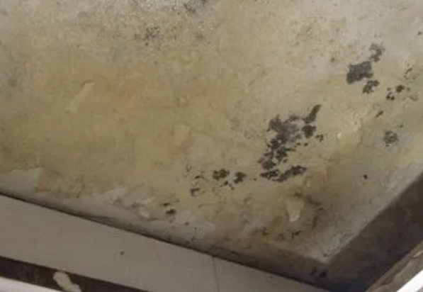 堆龙德庆阳台漏水维修公司分享下堆龙德庆卫生间渗水维修需要注意哪些问题。